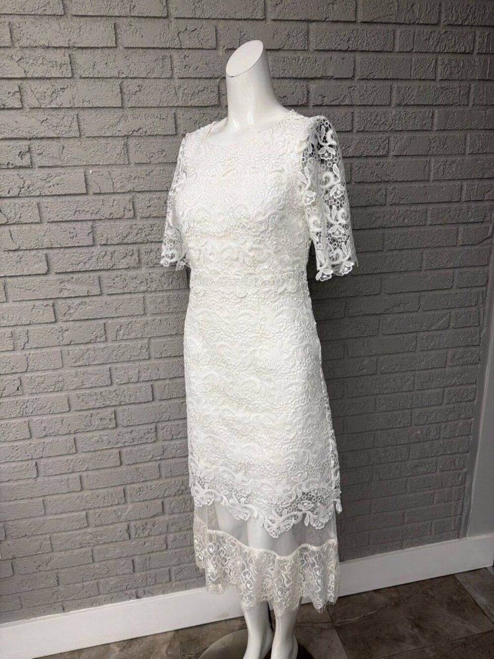Women’s White Elegant Floral Lace Bridal Dress Size M - Picture 3 of 8